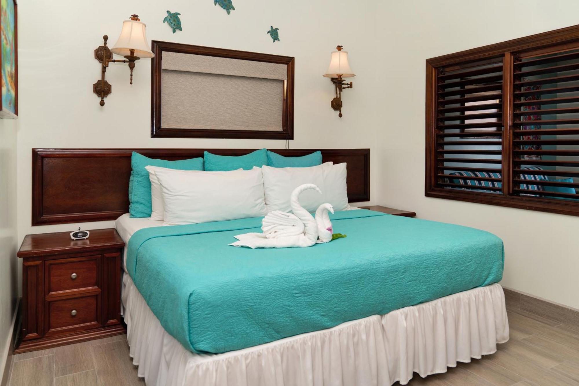 X'Tan Ha- The Waterfront Hotel San Pedro  Eksteriør billede